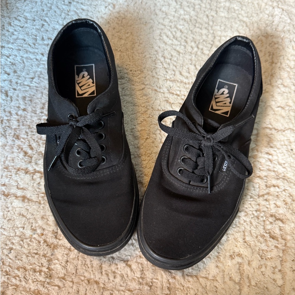 Vans Classic Black Lace-Up Shoes